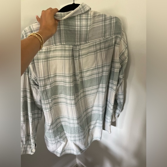 Flannel - Picture 2 of 5